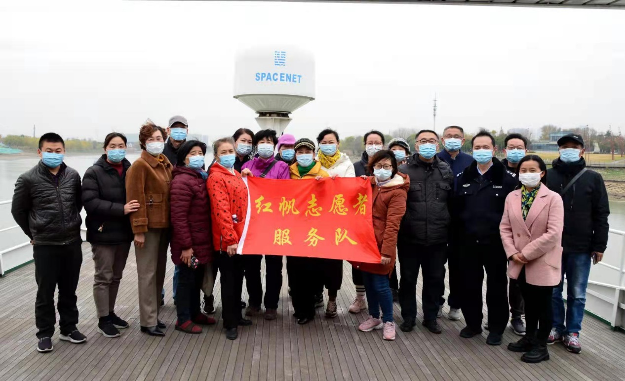 南京鼓楼区热河南路街道“红帆职工志愿者服务队”和南京市公安局水上分局机动大队开展共建活动