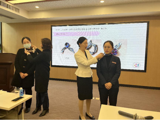 首页>新闻资讯>直属工会>554_416